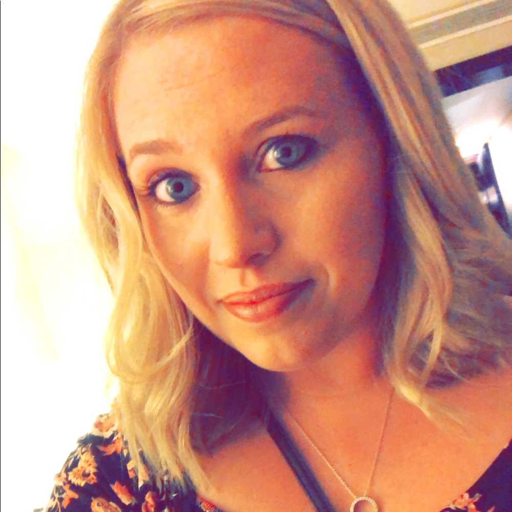 Meet your Posher, Samantha